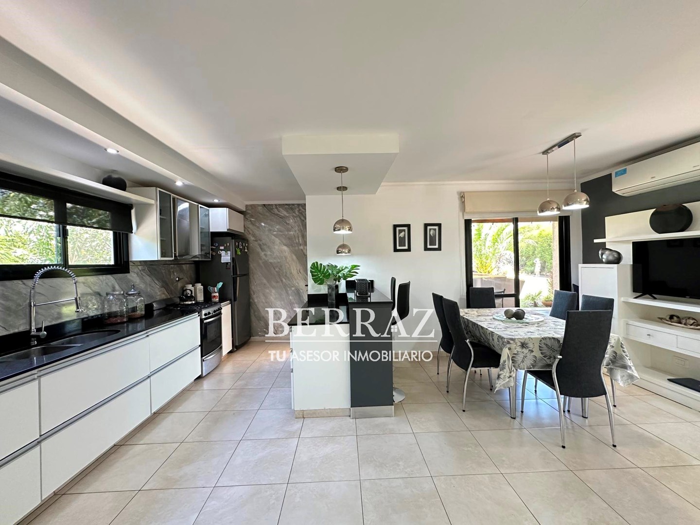 Casa venta 4 ambientes en San Francisco Villanueva lote de 815,59 m2