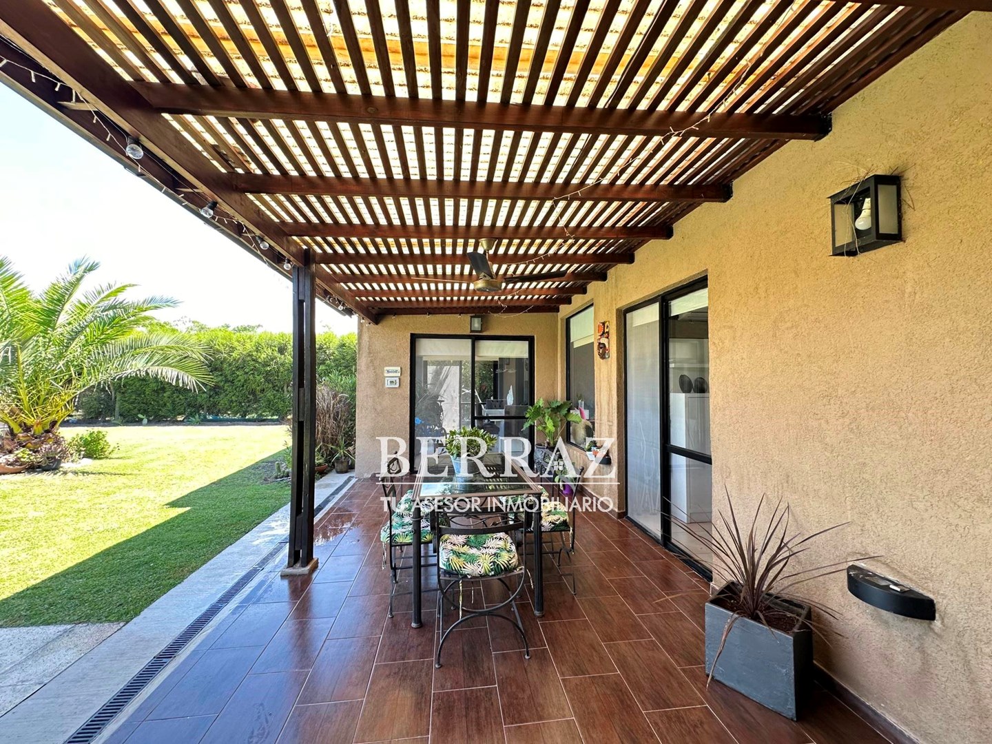Casa venta 4 ambientes en San Francisco Villanueva lote de 815,59 m2