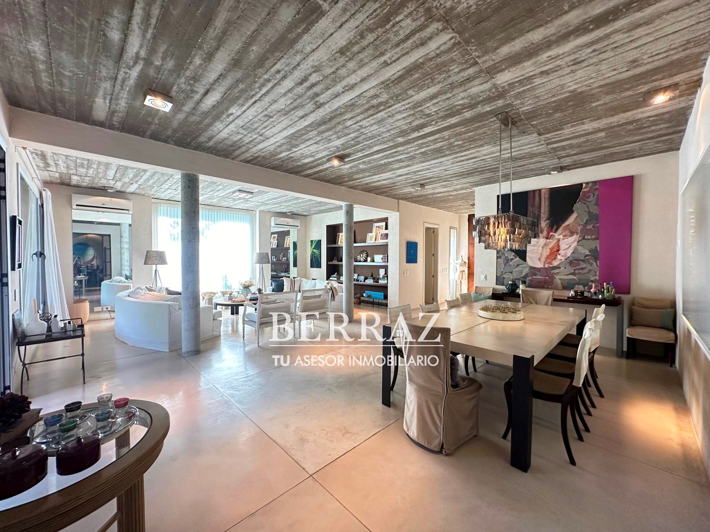 Casa venta 6 ambientes en Tortugas CC Pilar lote de 1094 m2