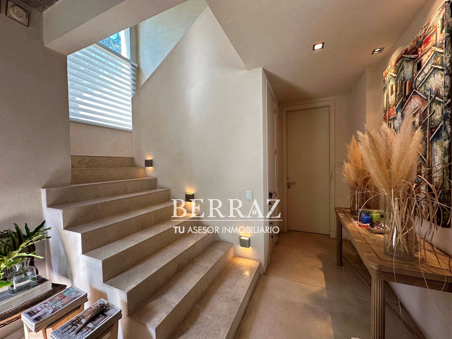 Casa venta 6 ambientes en Tortugas CC Pilar lote de 1094 m2