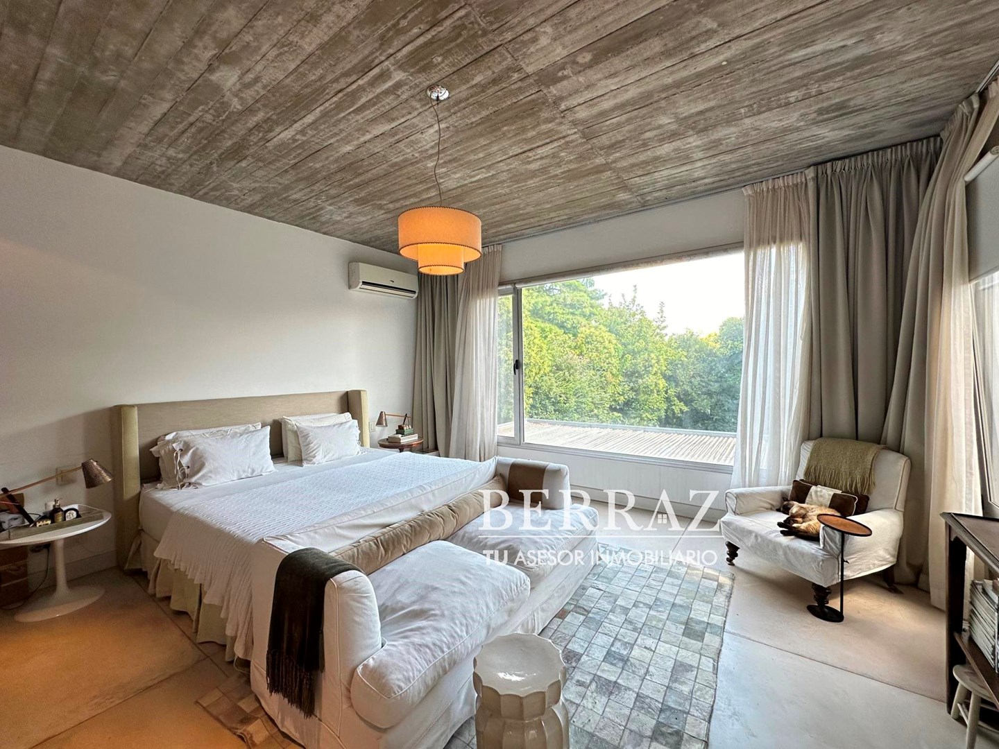 Casa venta 6 ambientes en Tortugas CC Pilar lote de 1094 m2