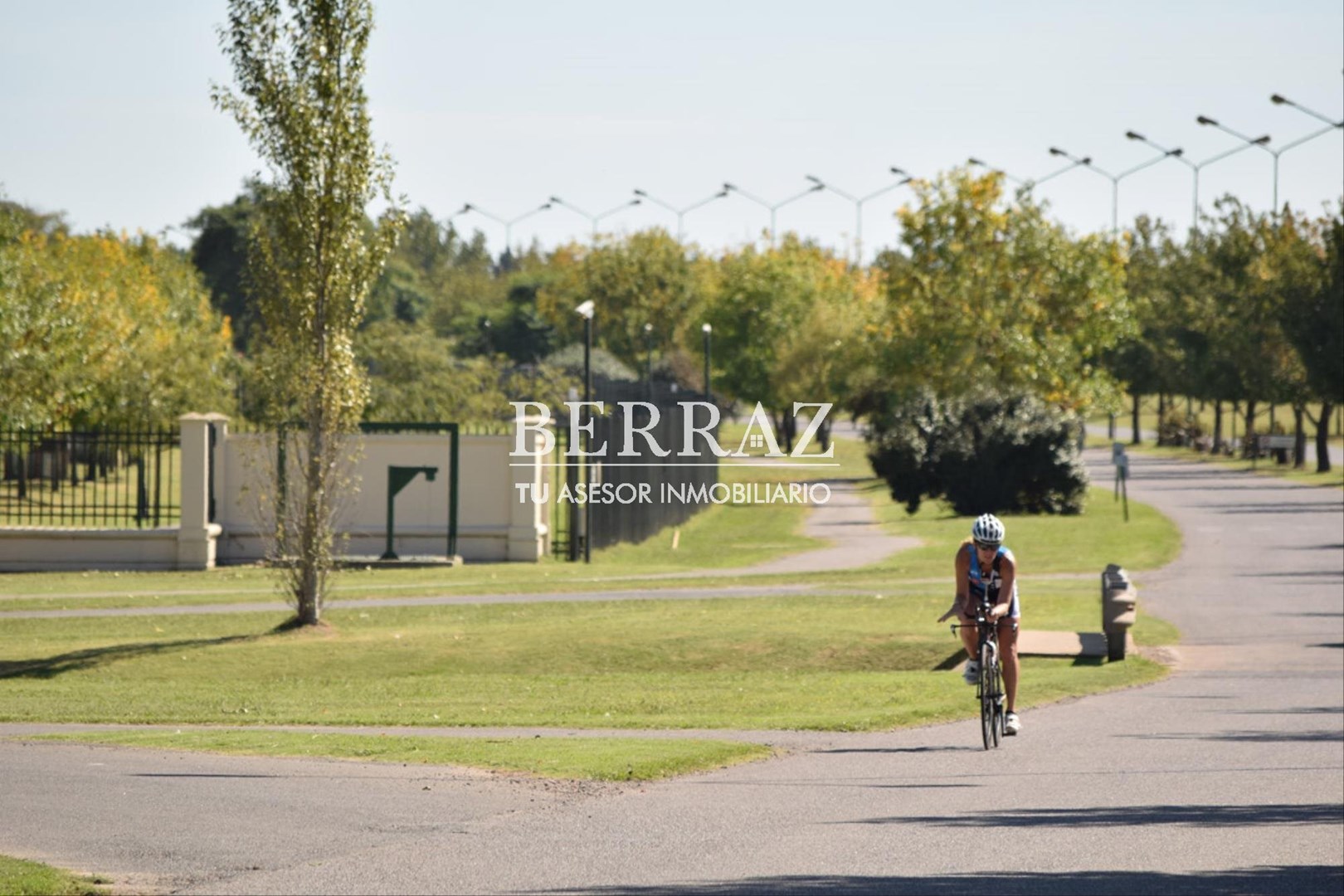 Casa 4 ambientes venta en Santa Elena Pilar del Este lote de 520 m2