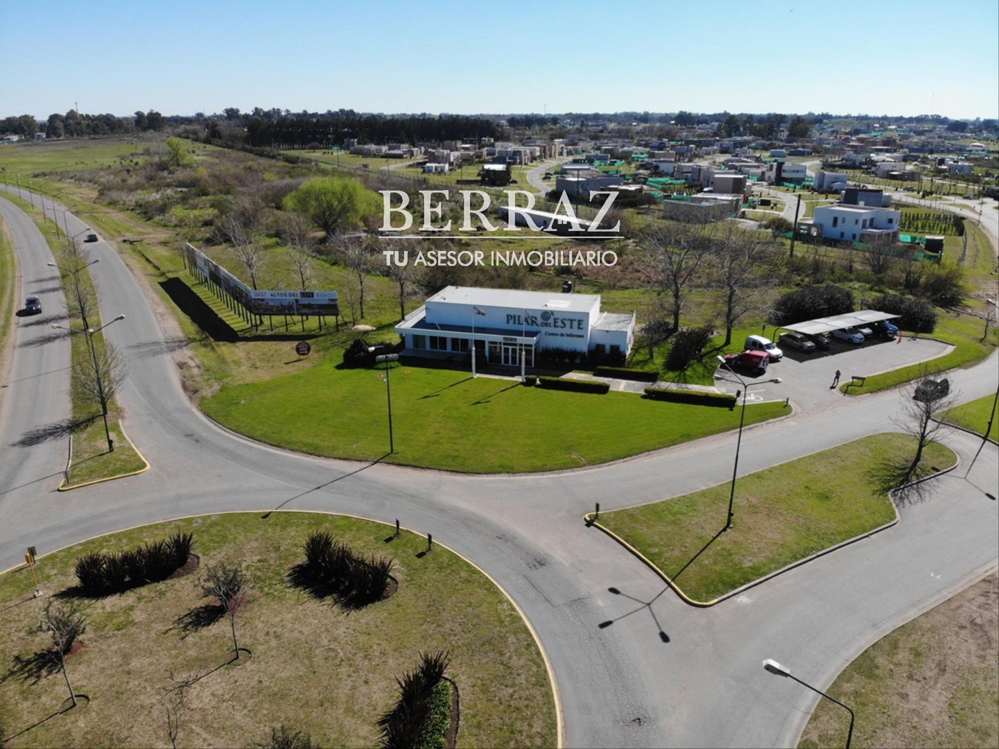 Casa 4 ambientes venta en Santa Elena Pilar del Este lote de 520 m2