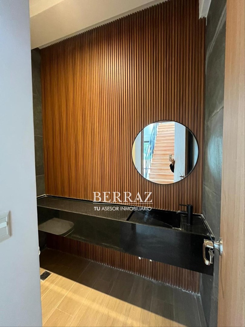 Casa venta 5 ambientes en Ayres Plaza Pilar lote de 923 m2