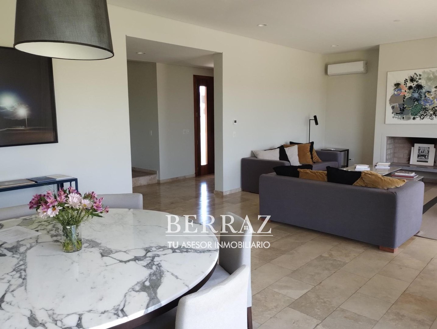 Casa venta 7 ambientes con vista al golf en La Calesa Pilará Pilar lote de 1000 m2