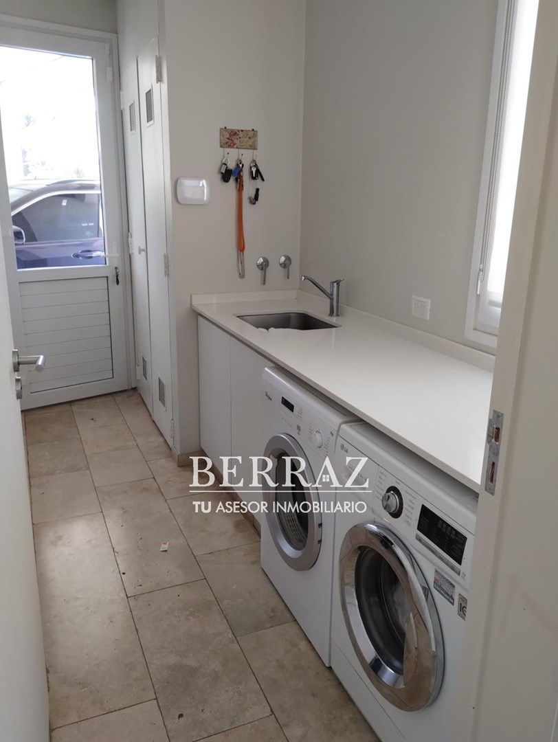 Casa venta 7 ambientes con vista al golf en La Calesa Pilará Pilar lote de 1000 m2