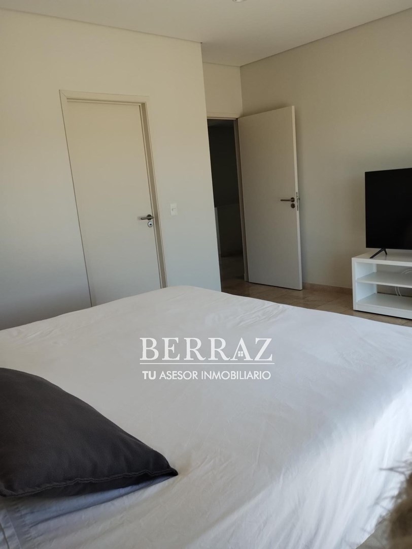 Casa venta 7 ambientes con vista al golf en La Calesa Pilará Pilar lote de 1000 m2