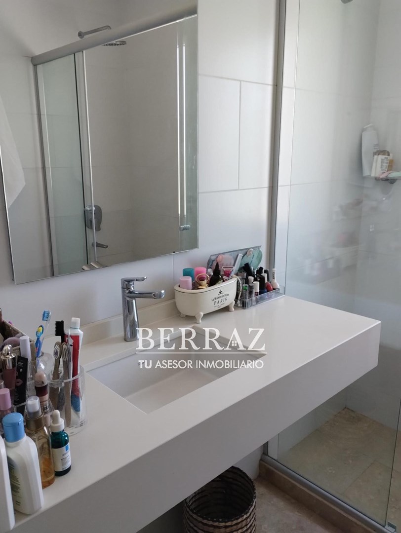 Casa venta 7 ambientes con vista al golf en La Calesa Pilará Pilar lote de 1000 m2