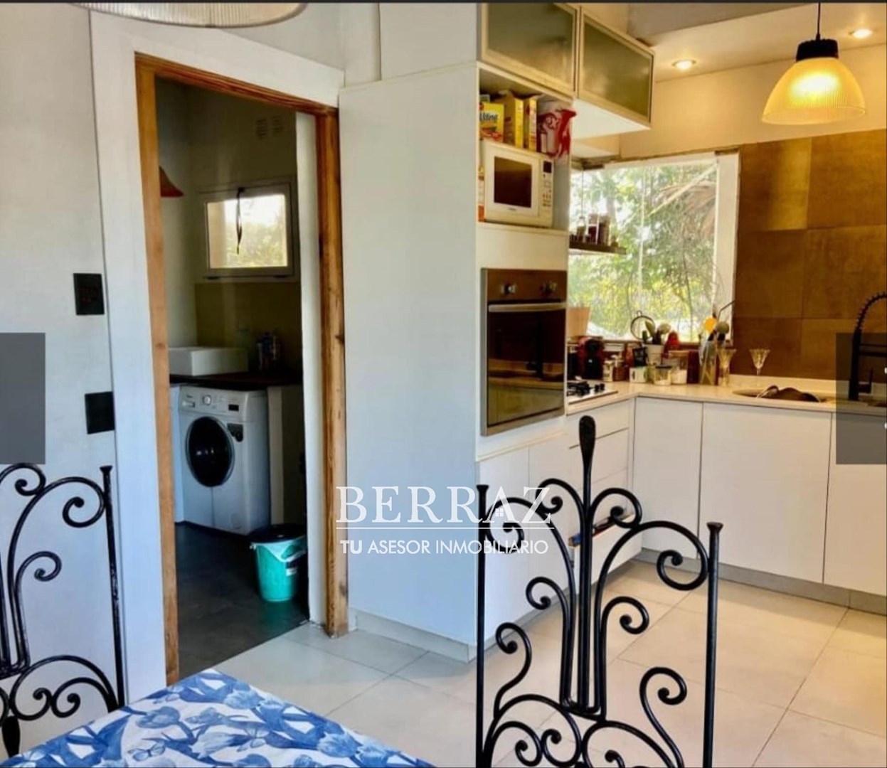 OPORTUNIDAD! Casa venta 7 ambientes Plantas al agua en Santa Barbara Tigre lote de 756,46 m2