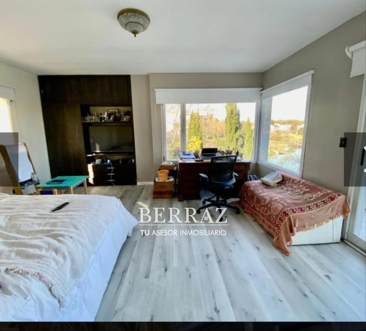 OPORTUNIDAD! Casa venta 7 ambientes Plantas al agua en Santa Barbara Tigre lote de 756,46 m2
