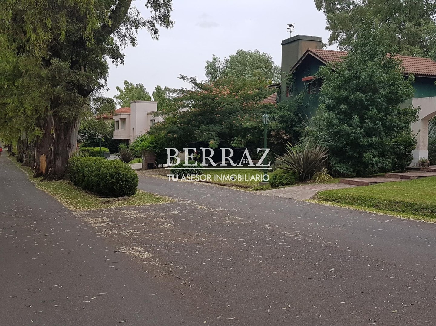 Lote venta de 700 m2 en Los Potrillos Manzanares Pilar