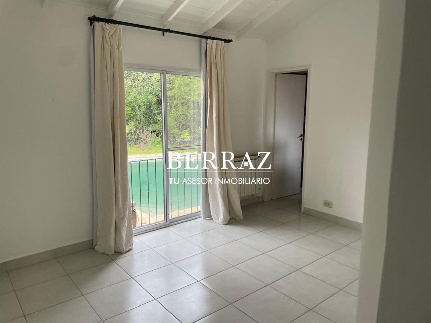 Casa Venta 5 Ambientes Tortugas Country Club Lote 946 m2 Pilar