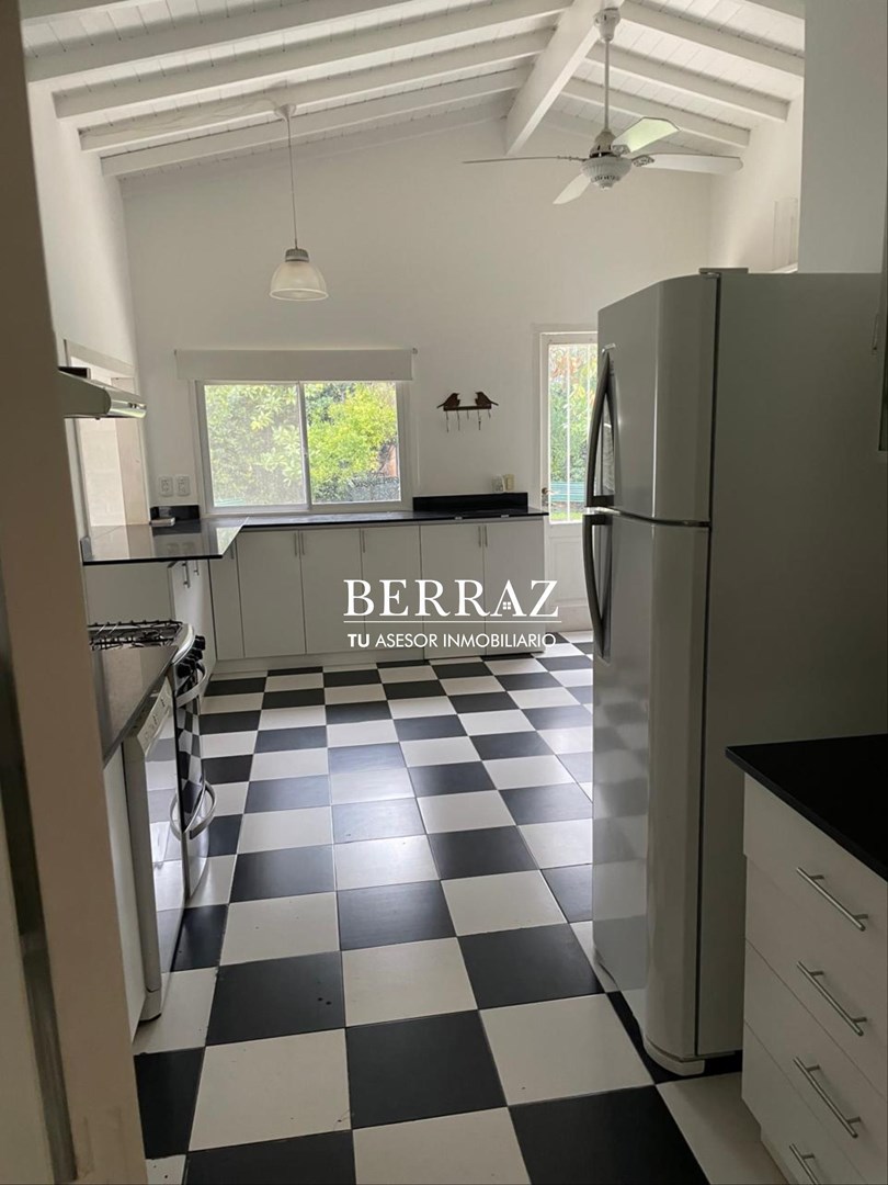 Casa Venta 5 Ambientes Tortugas Country Club Lote 946 m2 Pilar