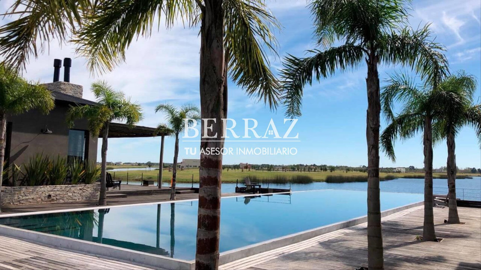 OPORTUNIDAD! Lote venta de 782 m2 al agua en El Naudir Escobar
