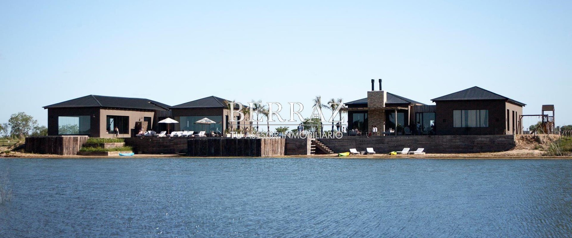 OPORTUNIDAD! Lote venta de 782 m2 al agua en El Naudir Escobar