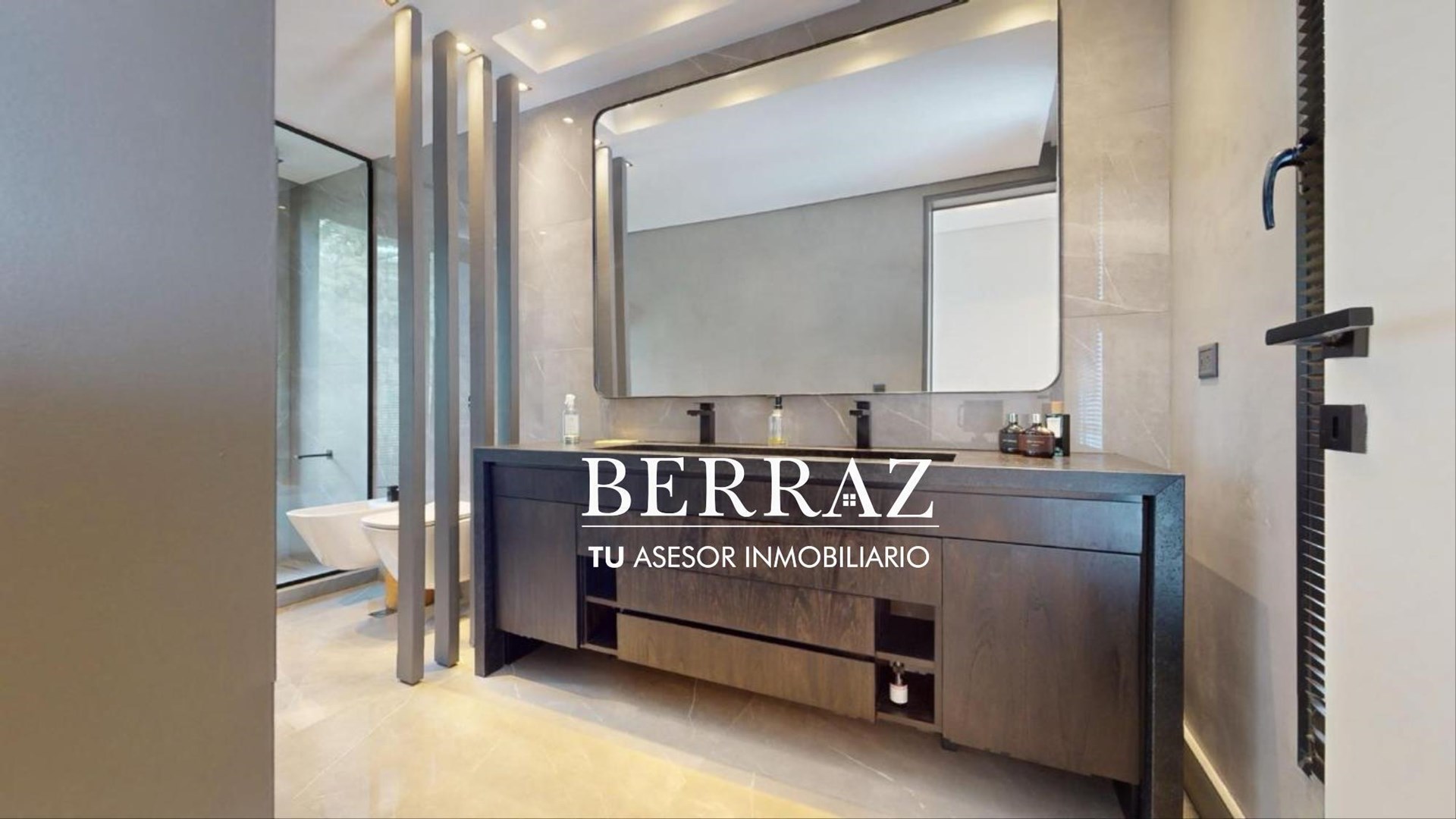 Casa Venta 3 Dormitorios La Calesa, Pilará Lote de 935 m2 Pilar