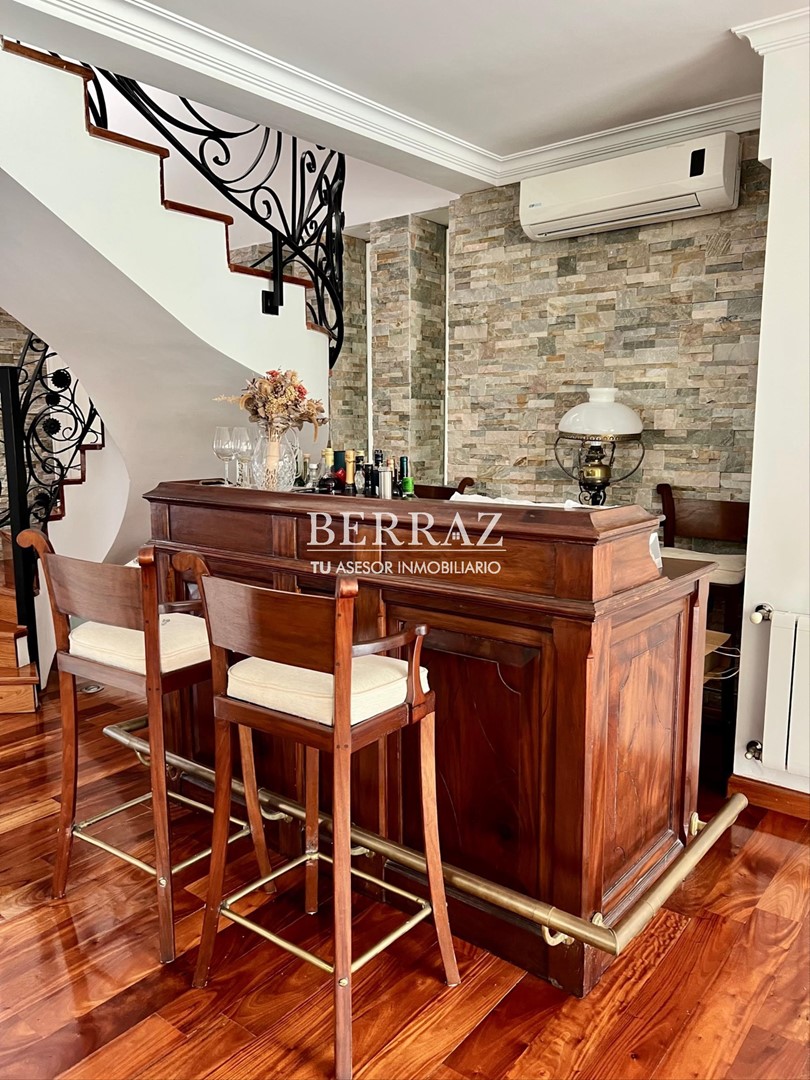 Casa Venta 8 ambientes en Ayres de Pilar lote de 1070 m2