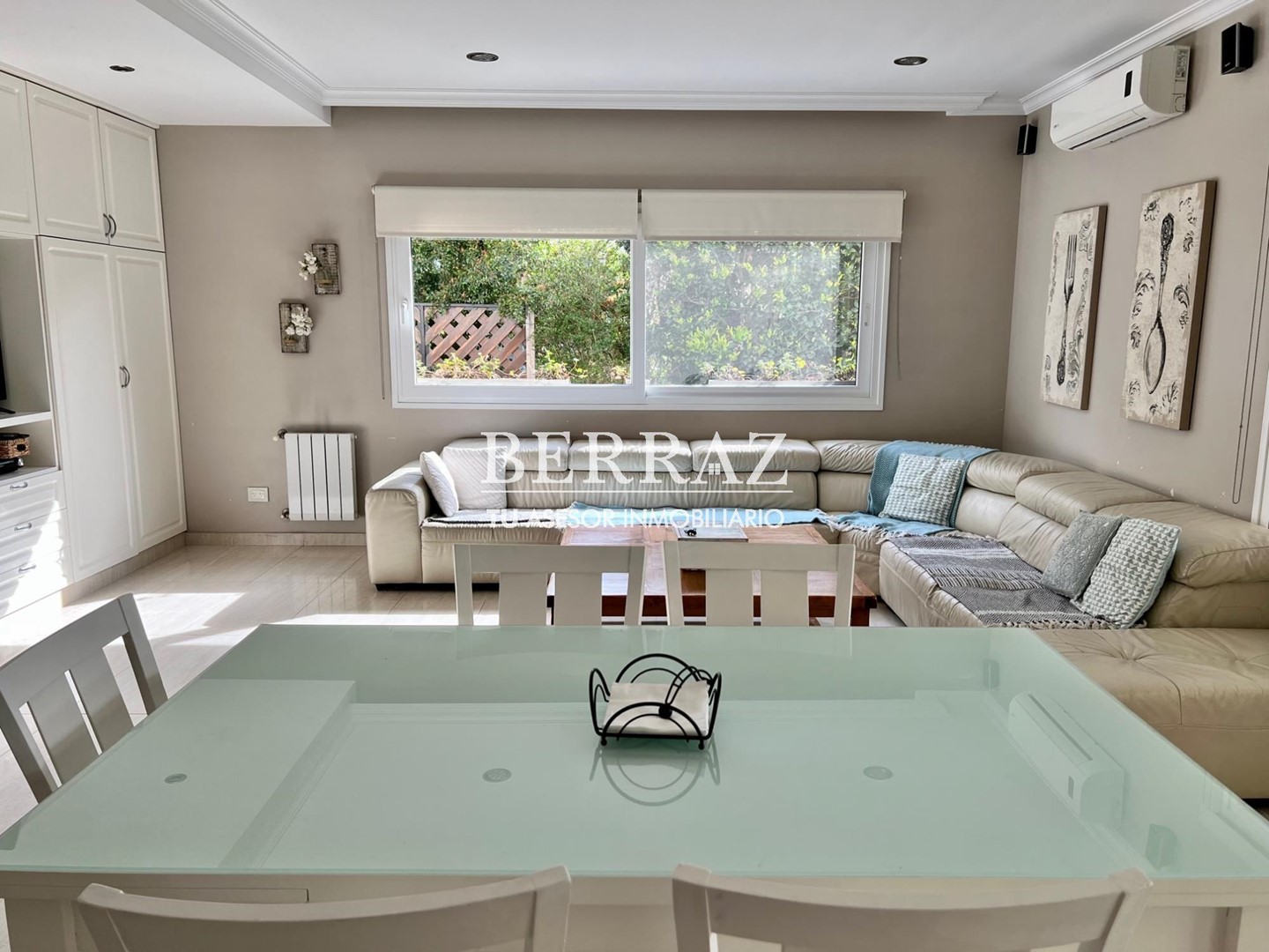 Casa Venta 8 ambientes en Ayres de Pilar lote de 1070 m2