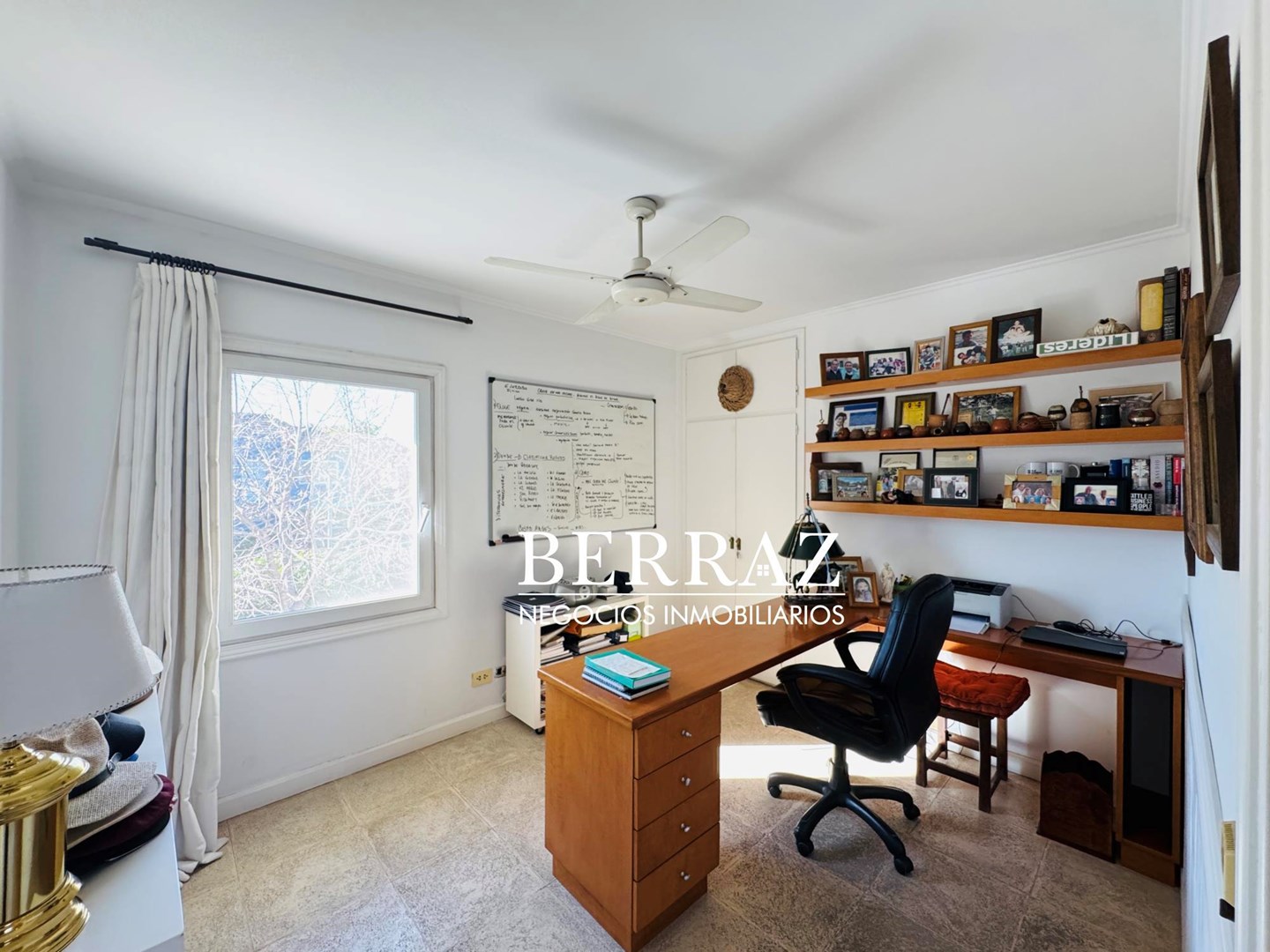 Casa Venta 6 Dormitorios Ayres de Pilar Lote de 1826 m2 Pilar