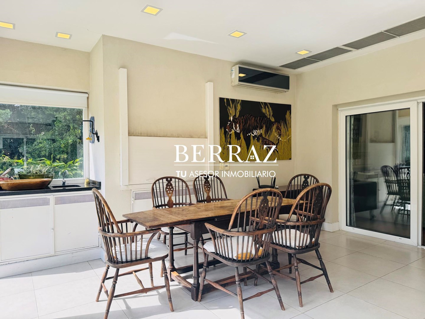 Casa Venta 7 Dormitorios Barrio La Lomada Lote de 1283 m2 Pilar