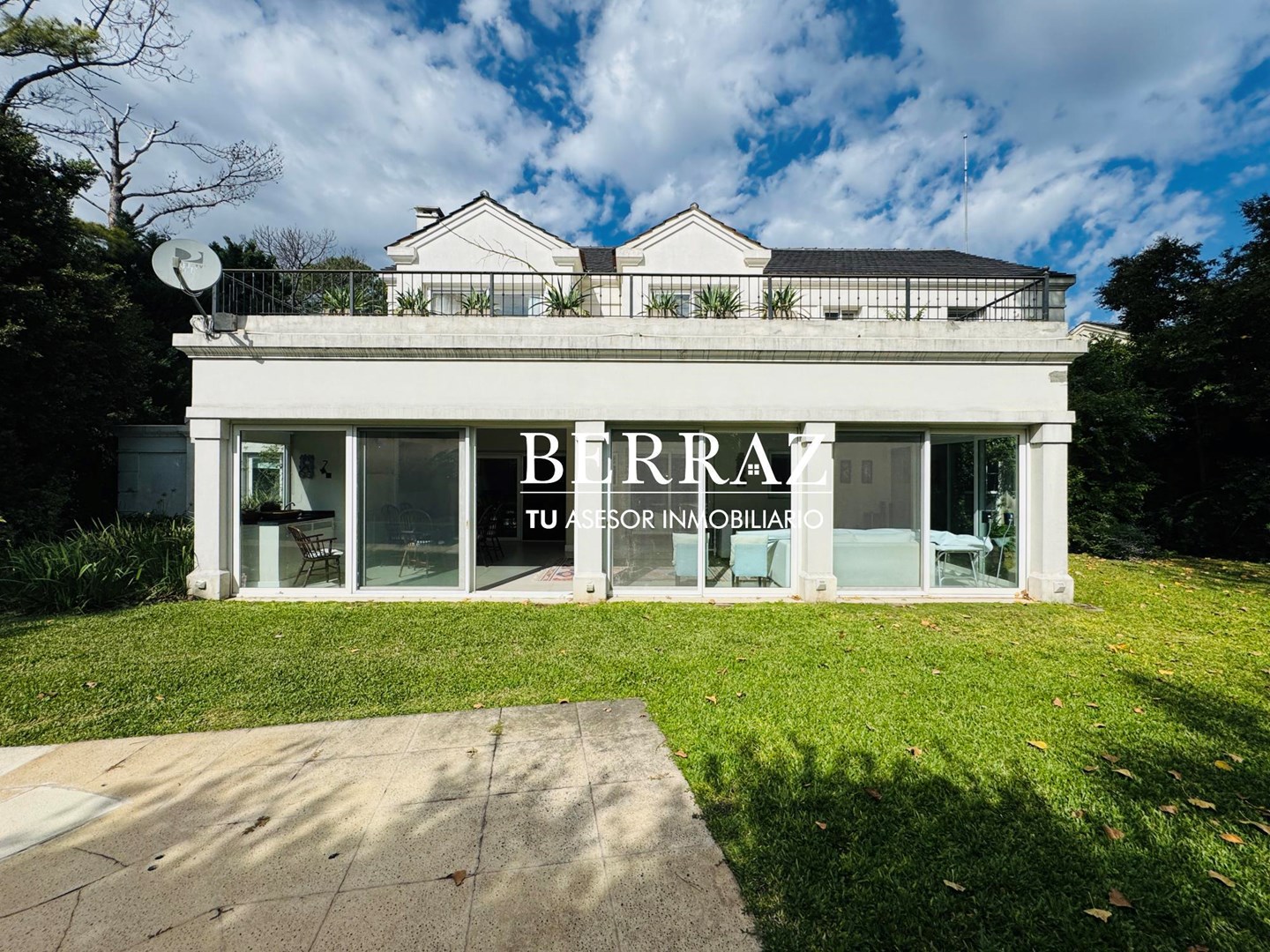 Casa Venta 7 Dormitorios Barrio La Lomada Lote de 1283 m2 Pilar