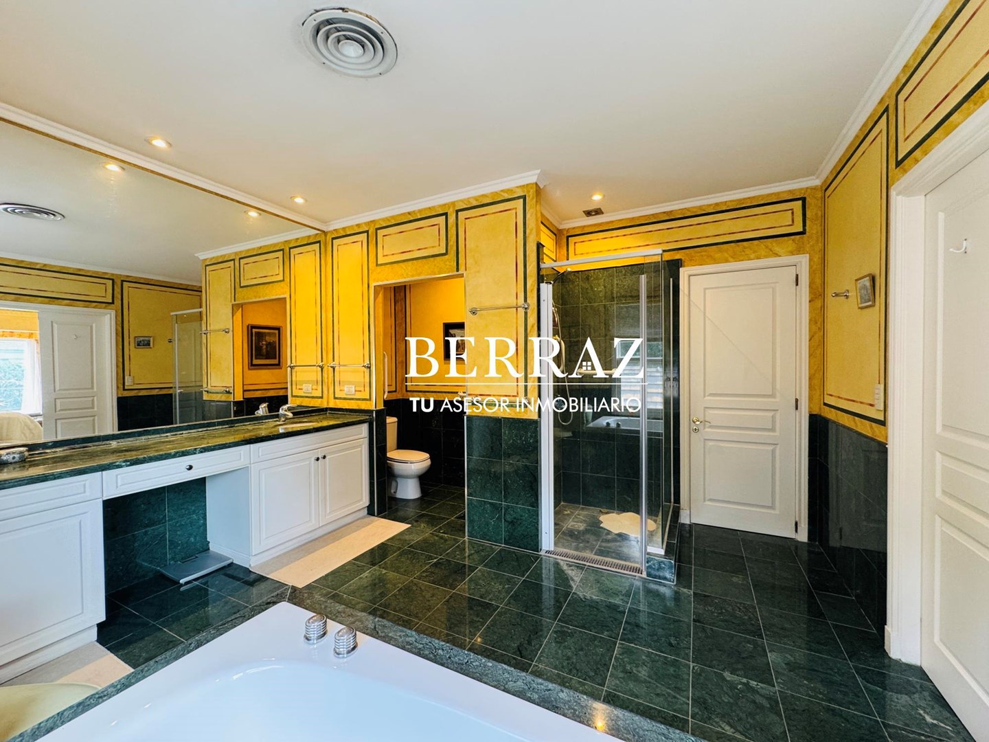 Casa Venta 7 Dormitorios Barrio La Lomada Lote de 1283 m2 Pilar