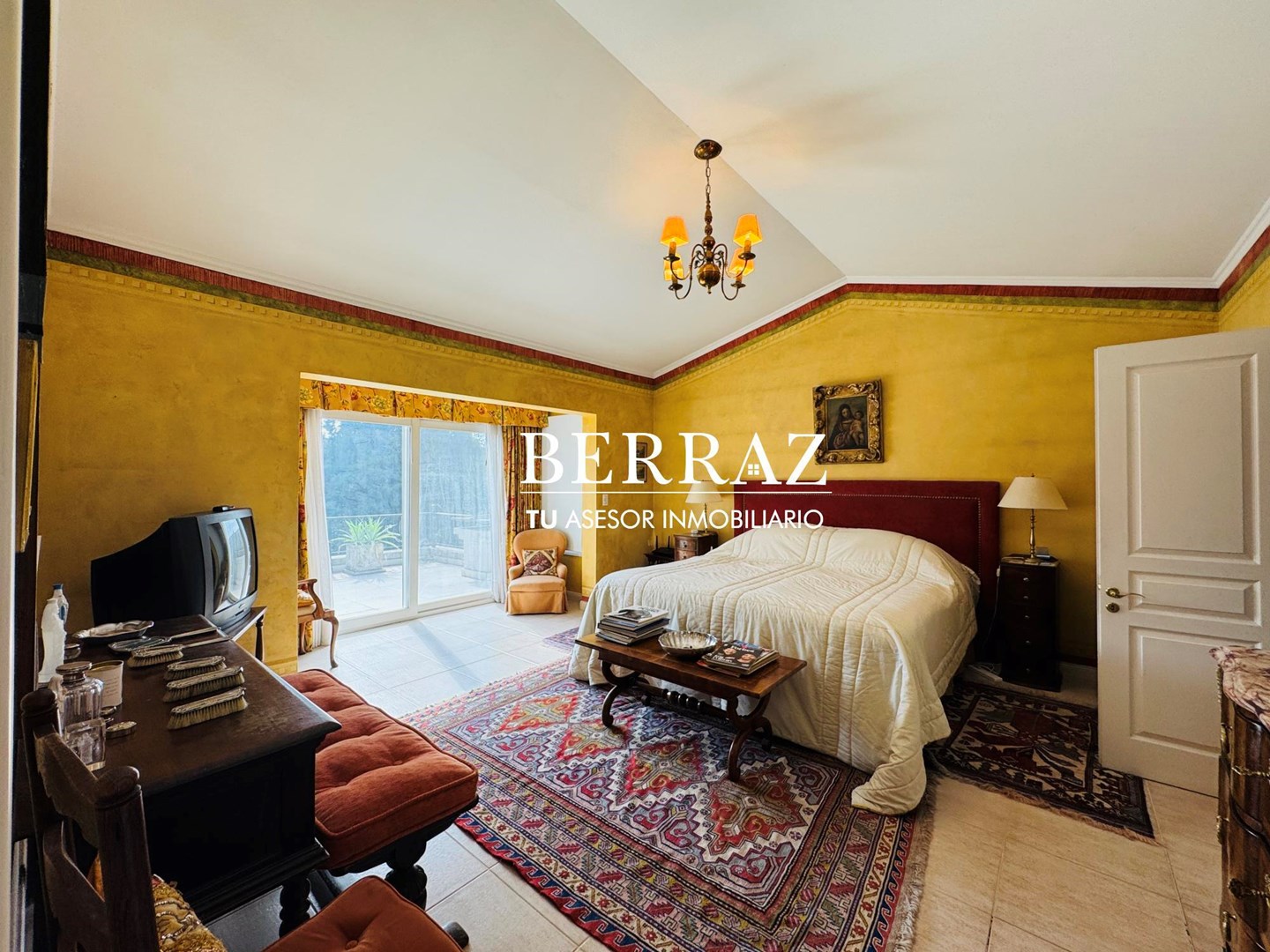 Casa Venta 7 Dormitorios Barrio La Lomada Lote de 1283 m2 Pilar