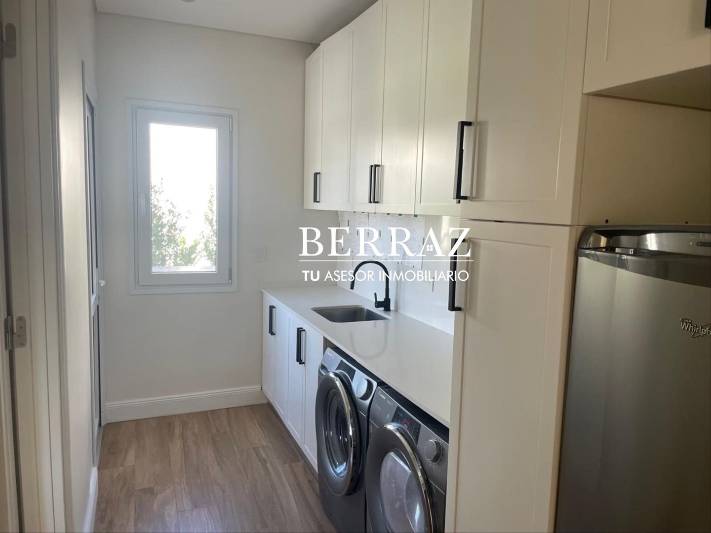 Casa Venta 5 Dormitorios Barrio La Calesa Lote de 1046 m2 Pilara Pilar