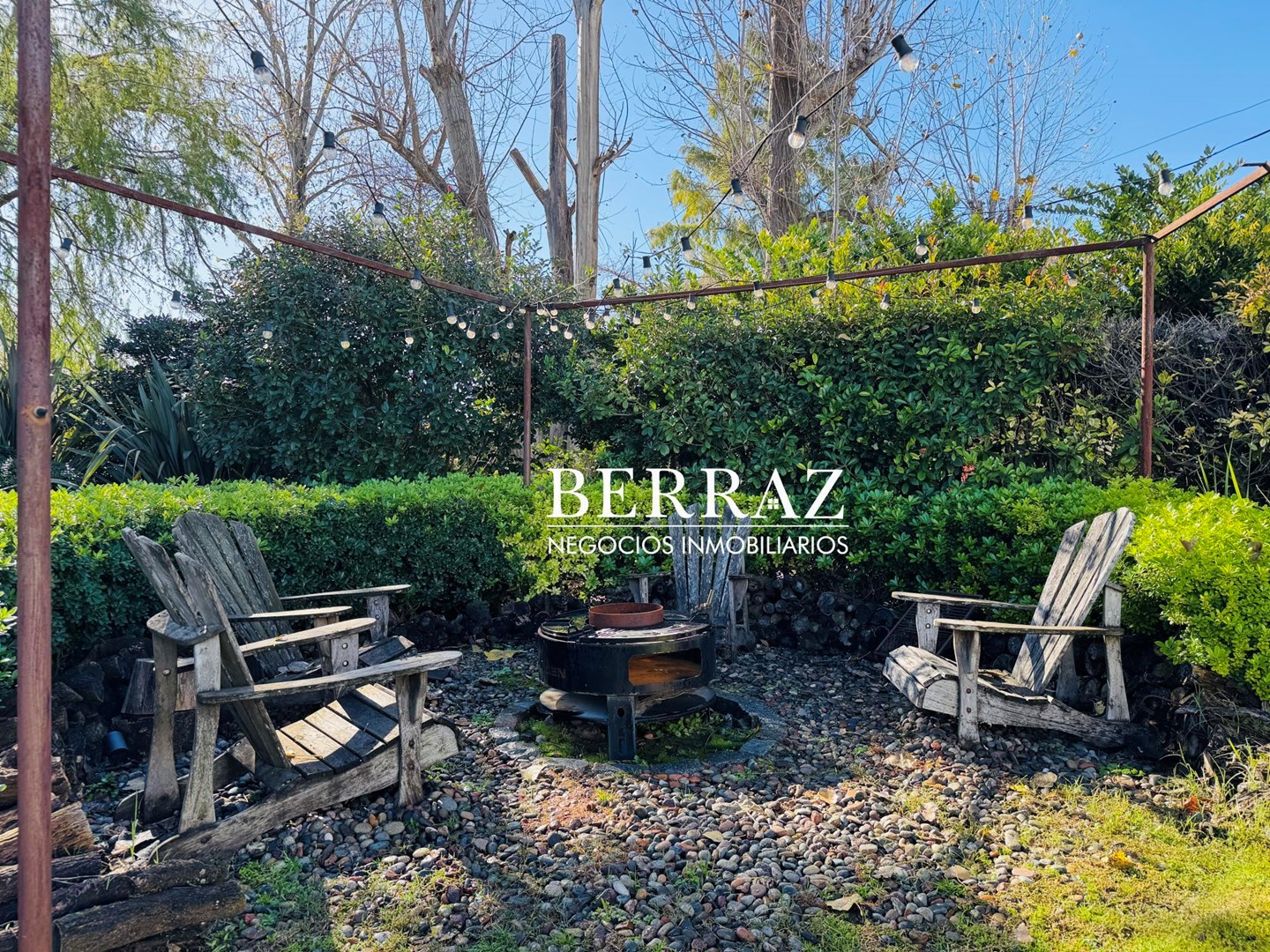  Casa Venta 5 Dormitorios Ayres del Pilar Lote de 1037 m2 Pilar