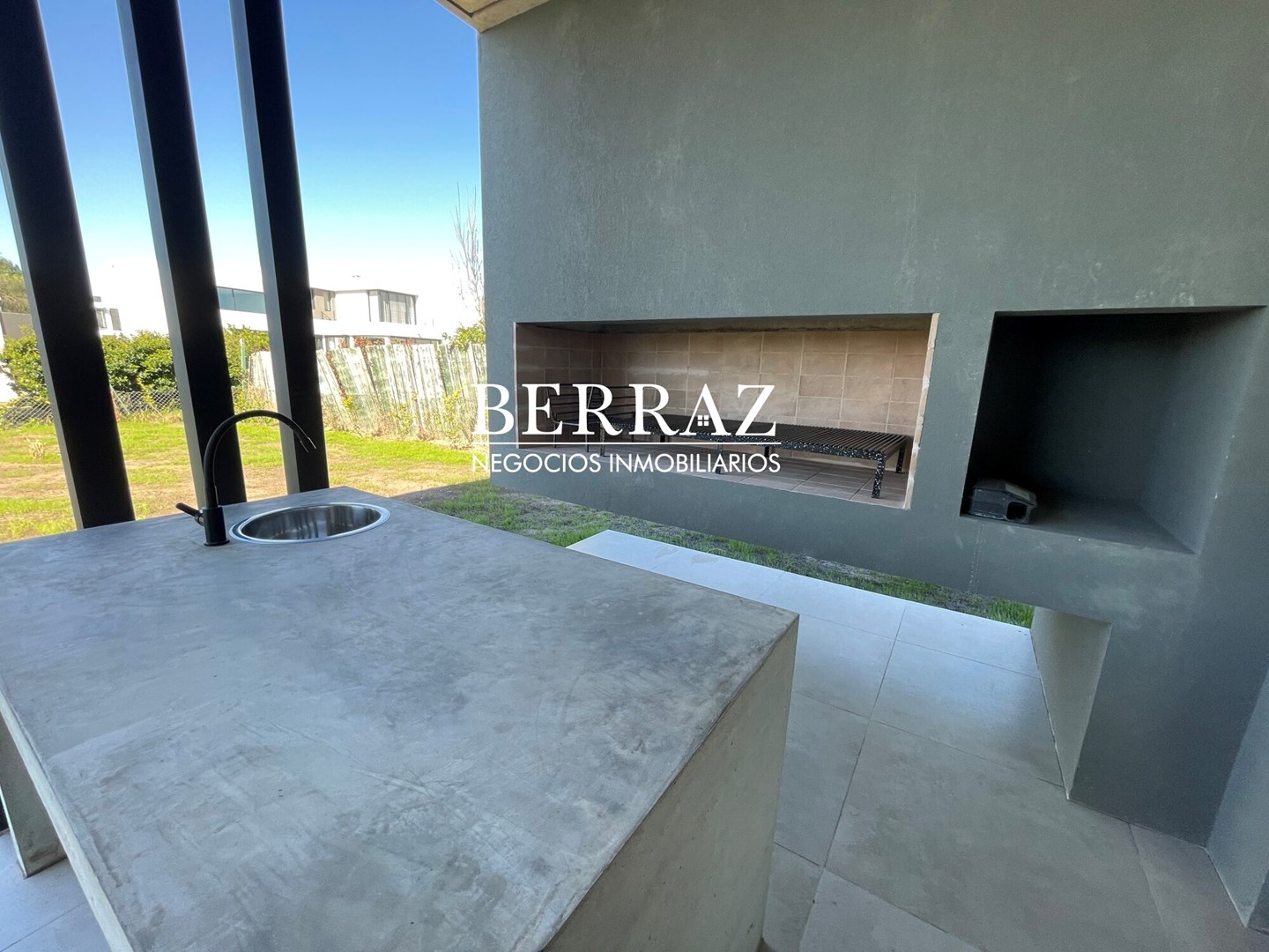 Casa Venta 3 Dormitorios Barrio La Calesa Lote de 955 m2 Pilará Pilar