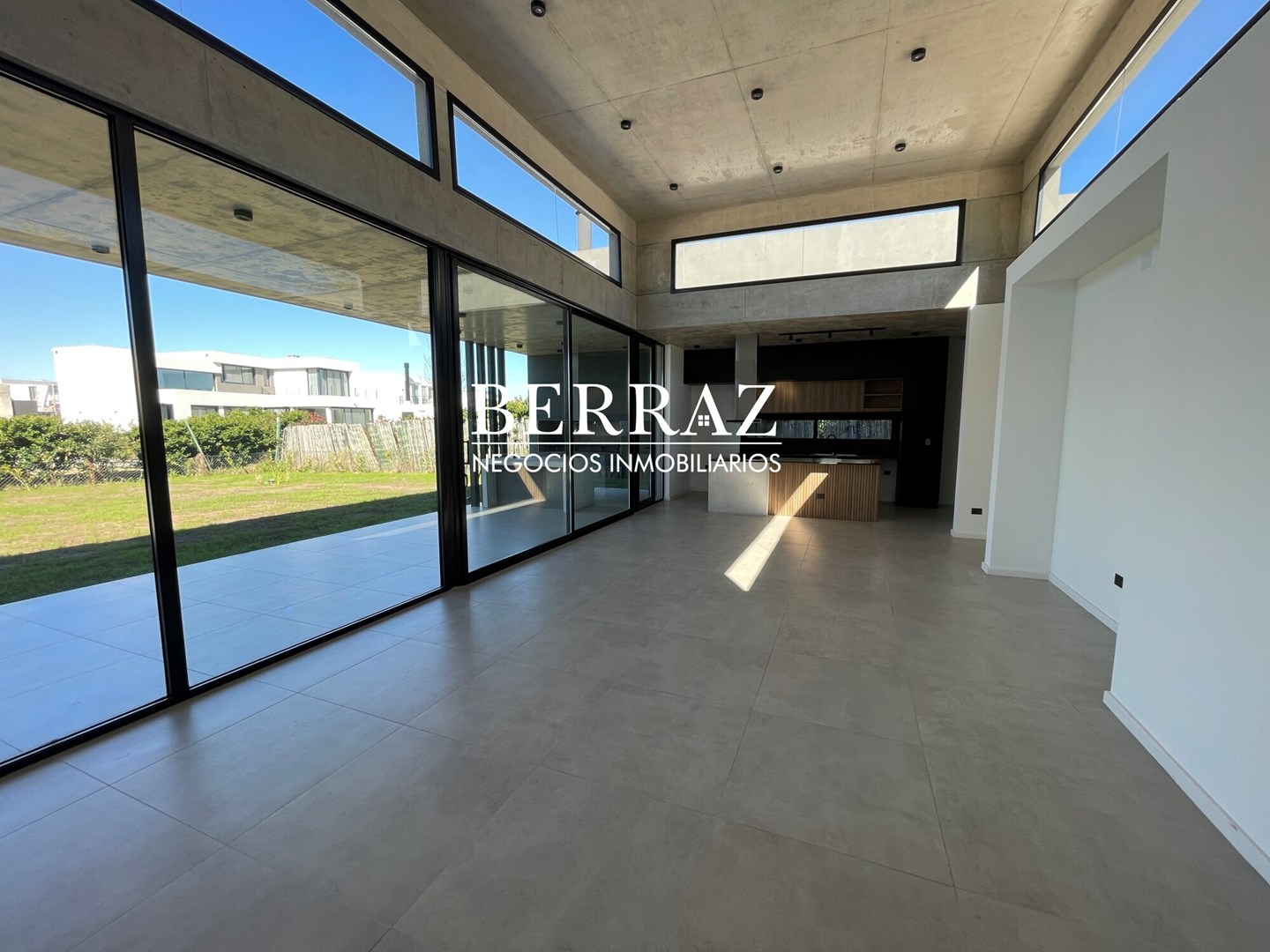 Casa Venta 3 Dormitorios Barrio La Calesa Lote de 955 m2 Pilará Pilar