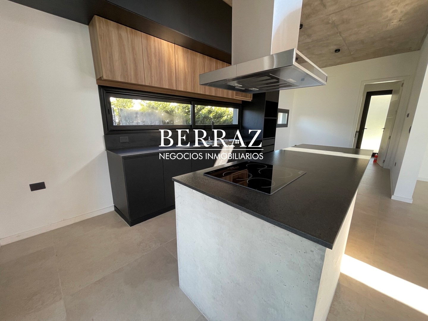 Casa Venta 3 Dormitorios Barrio La Calesa Lote de 955 m2 Pilará Pilar