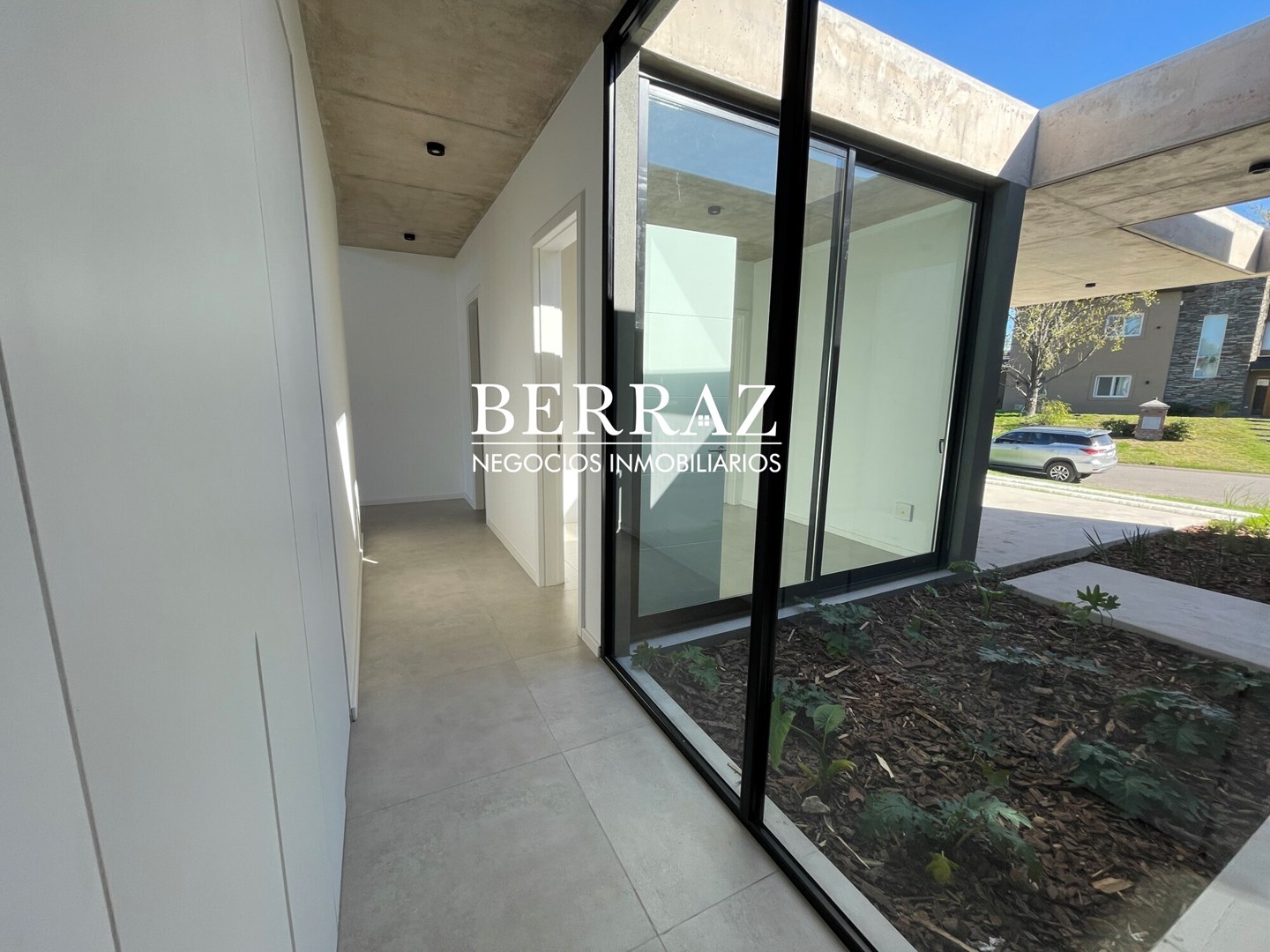 Casa Venta 3 Dormitorios Barrio La Calesa Lote de 955 m2 Pilará Pilar