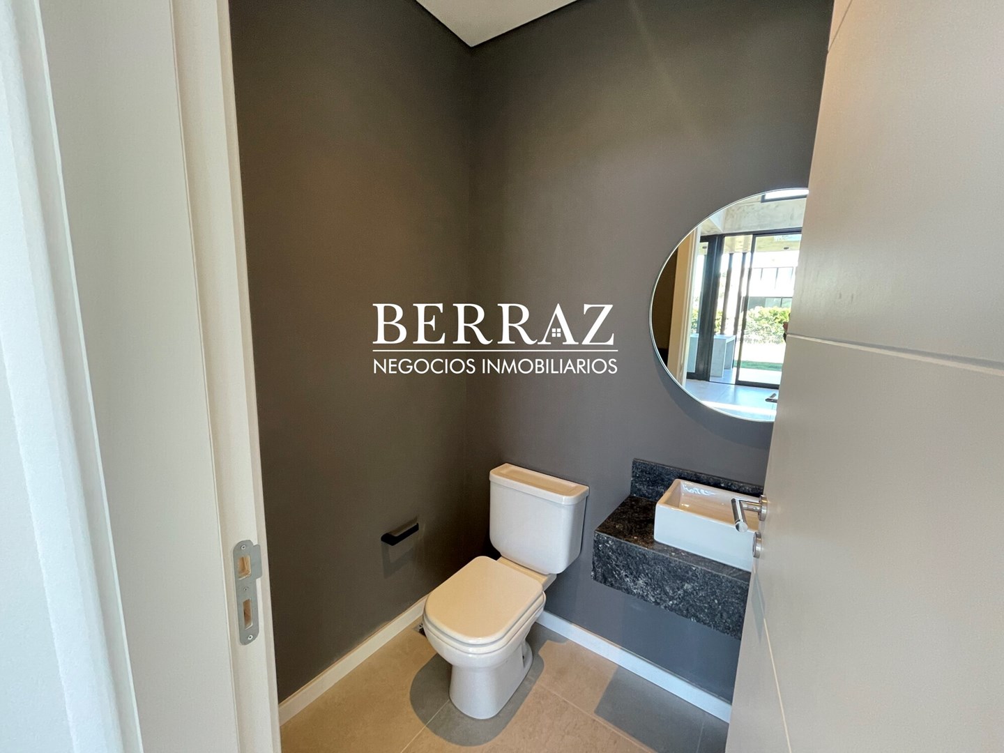 Casa Venta 3 Dormitorios Barrio La Calesa Lote de 955 m2 Pilará Pilar