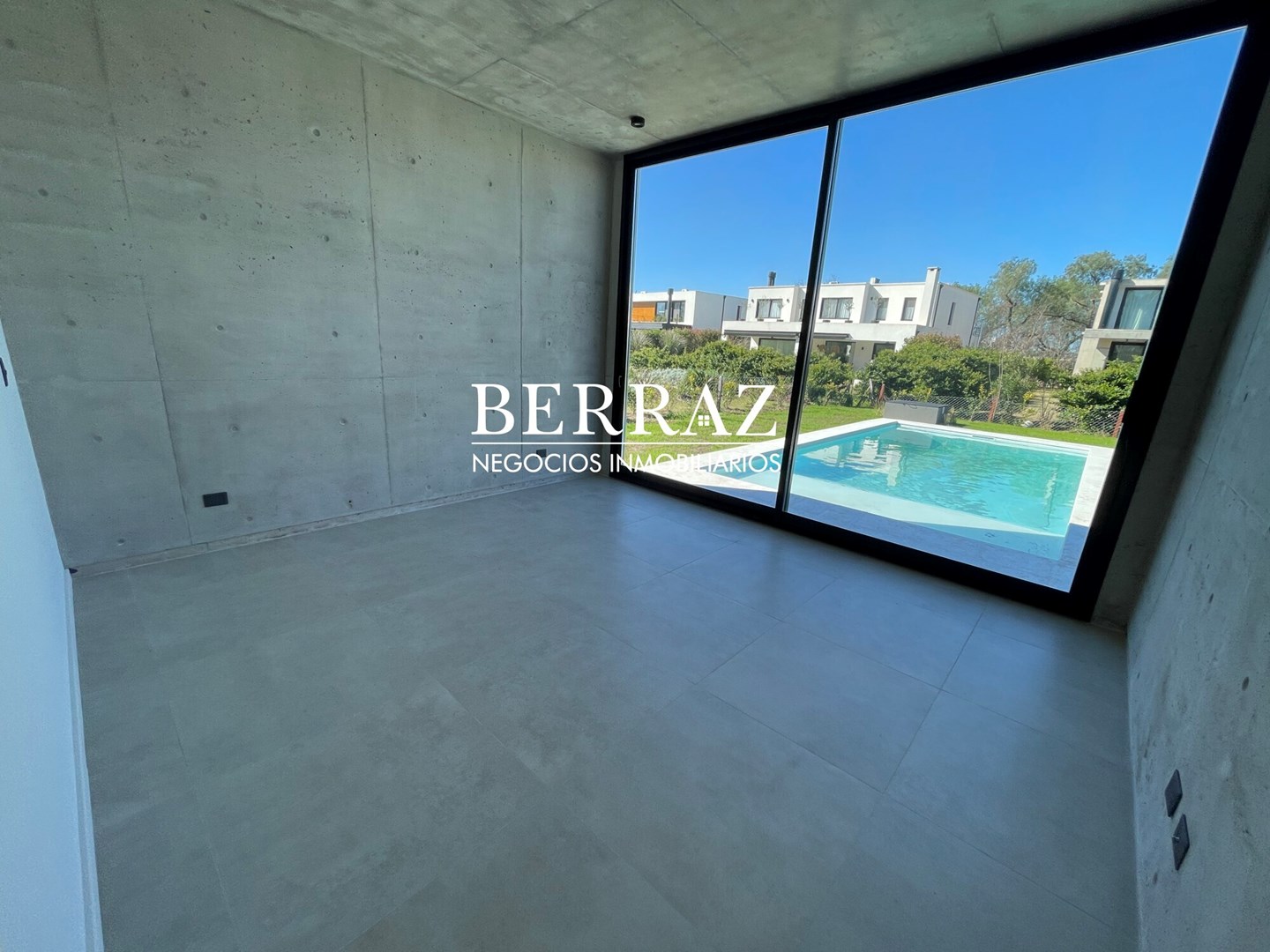 Casa Venta 3 Dormitorios Barrio La Calesa Lote de 955 m2 Pilará Pilar