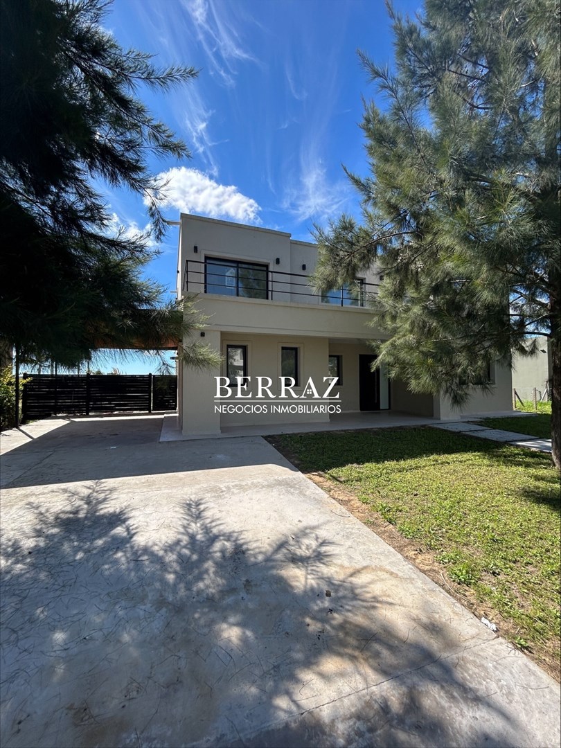  ¡OPORTUNIDAD EN EL NAUDIR! Los dueños financian una parte | Casa de 3 dormitorios en suite con vista