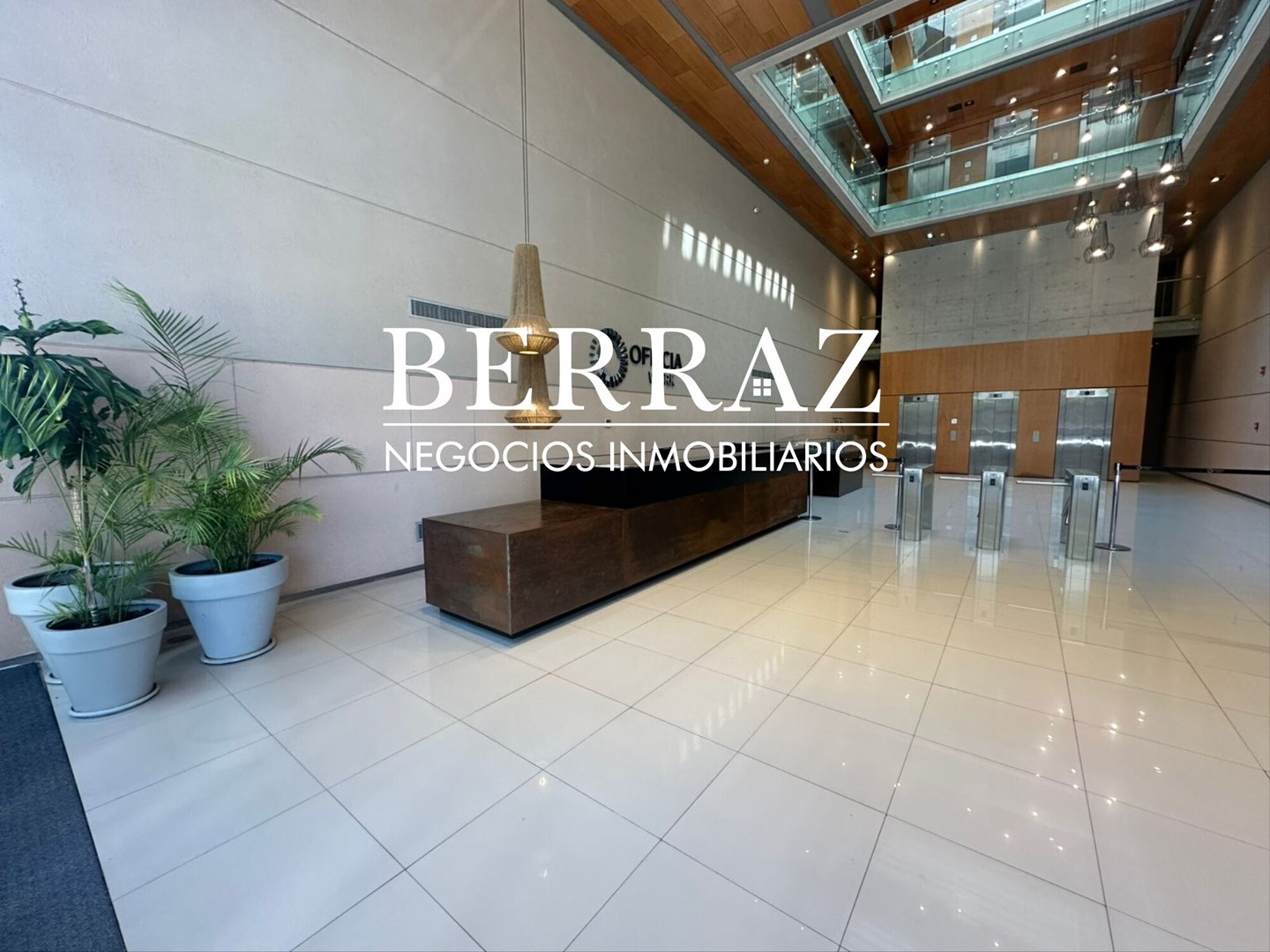 Alquiler Oficina en Officia Work 33 m2 Pilar