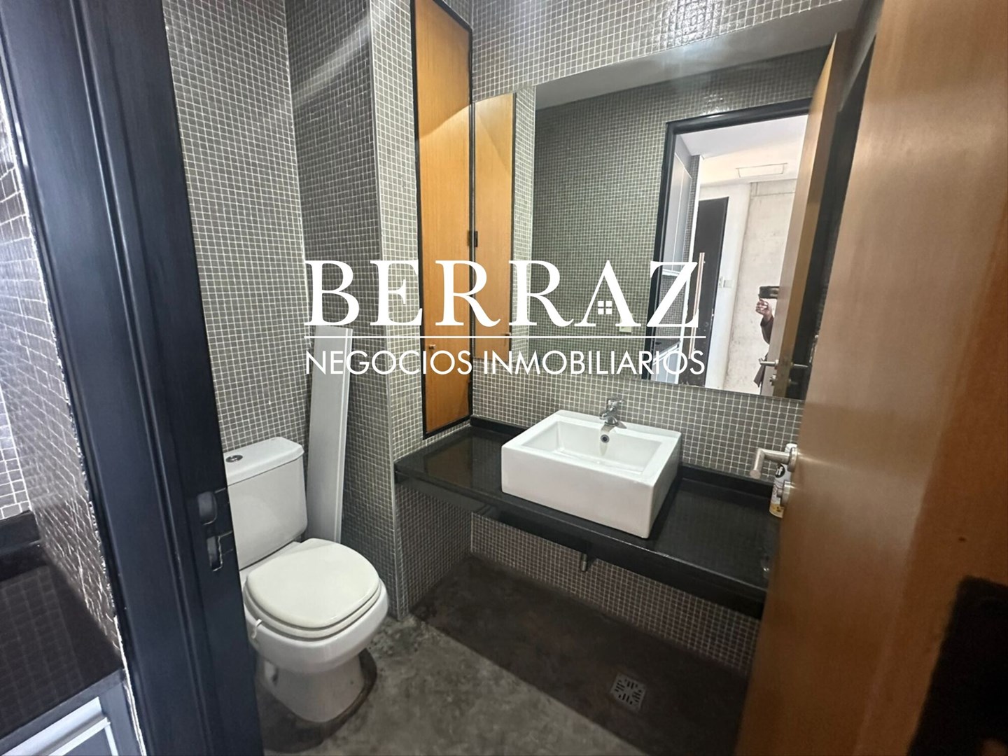 Alquiler Oficina en Officia Work 33 m2 Pilar