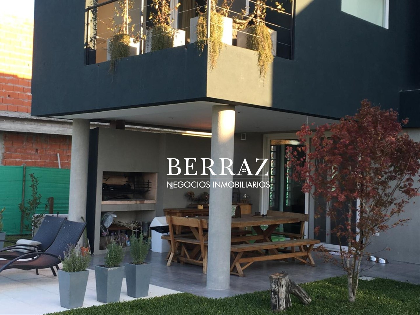  Casa Venta 3 Dormitorios Barrio La Lomada Lote de 805 m2 Pilar