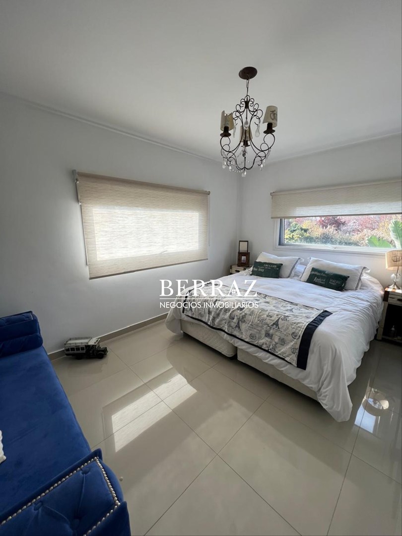  Casa Venta 3 Dormitorios Barrio La Lomada Lote de 805 m2 Pilar