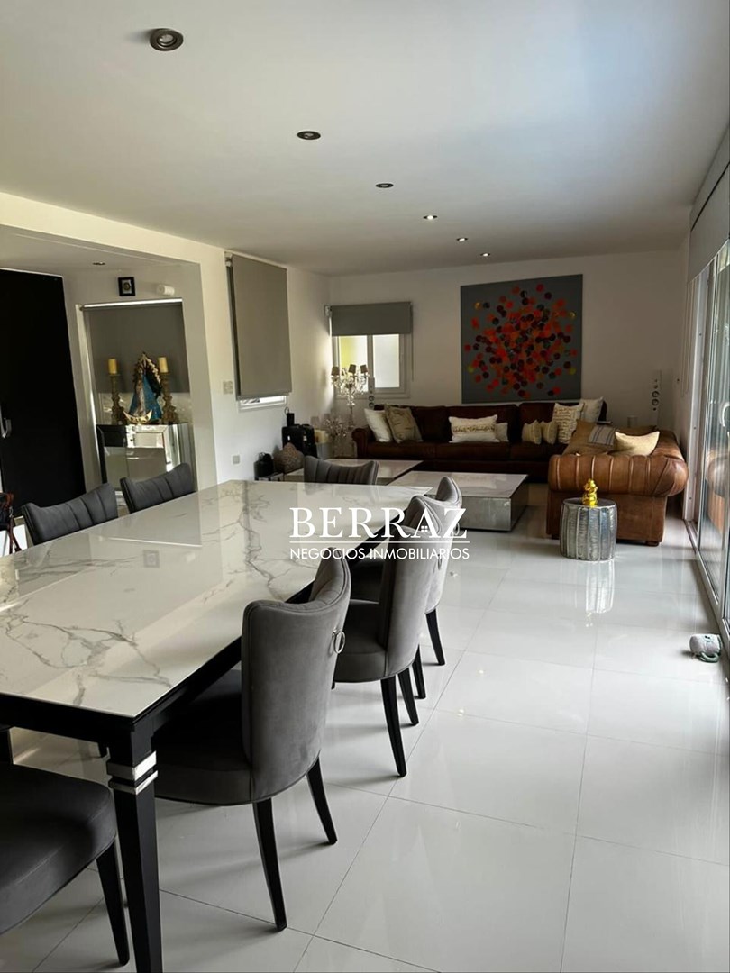  Casa Venta 3 Dormitorios Barrio La Lomada Lote de 805 m2 Pilar