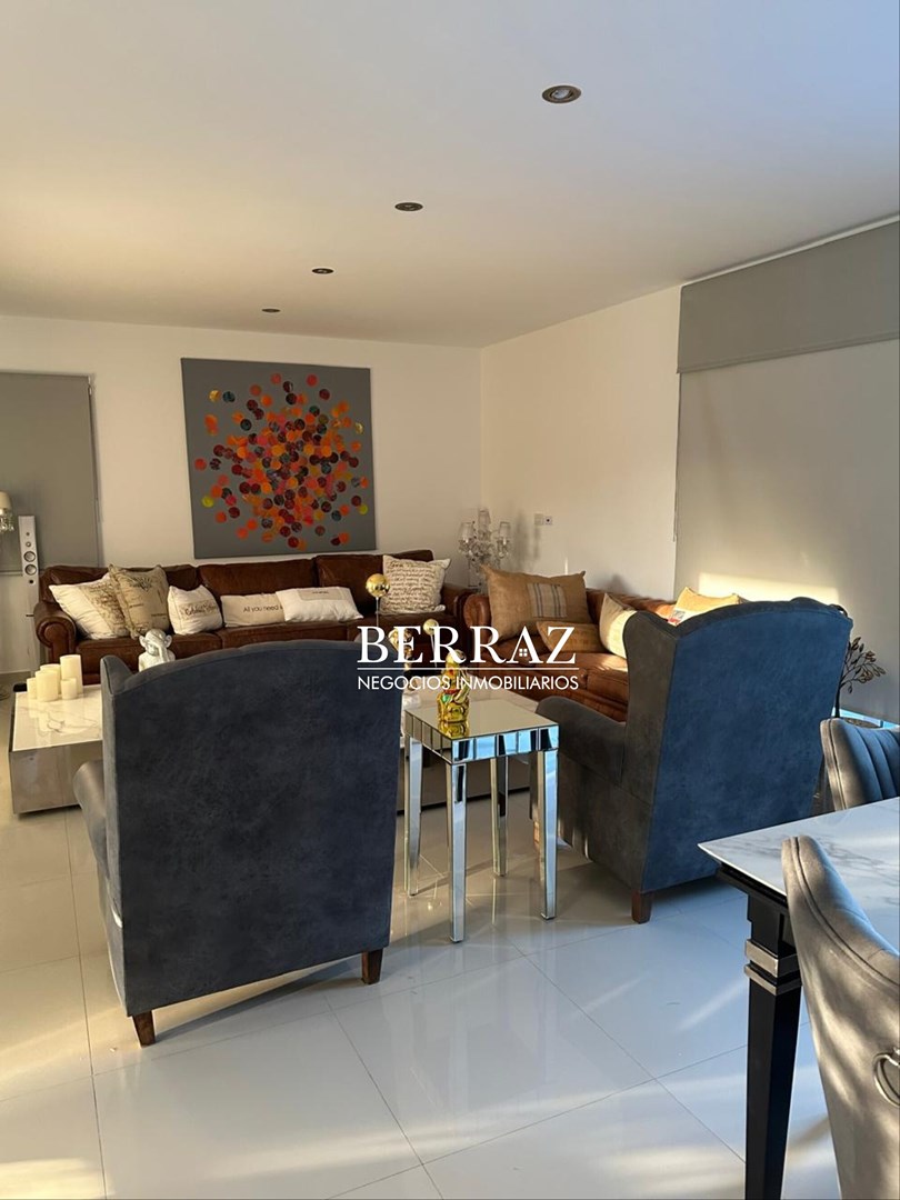  Casa Venta 3 Dormitorios Barrio La Lomada Lote de 805 m2 Pilar