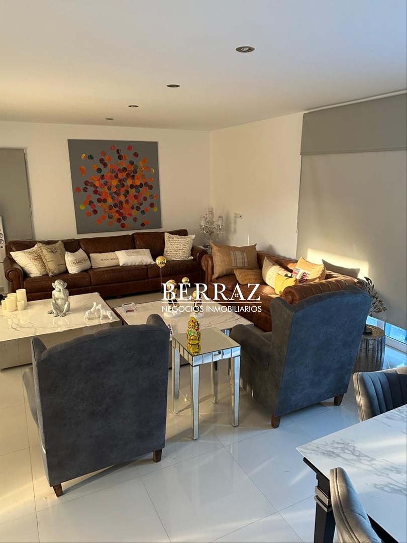  Casa Venta 3 Dormitorios Barrio La Lomada Lote de 805 m2 Pilar