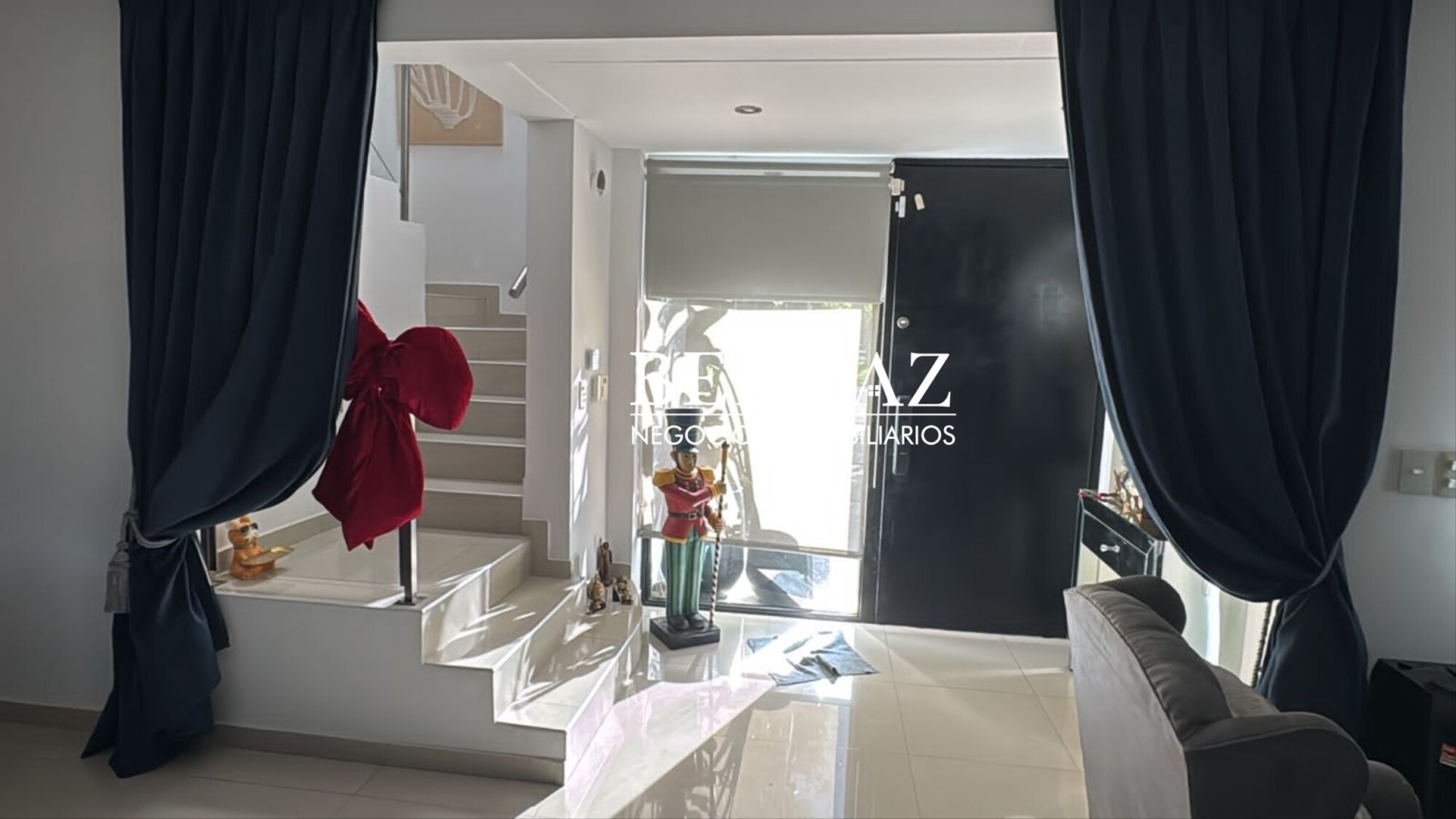  Casa Venta 3 Dormitorios Barrio La Lomada Lote de 805 m2 Pilar