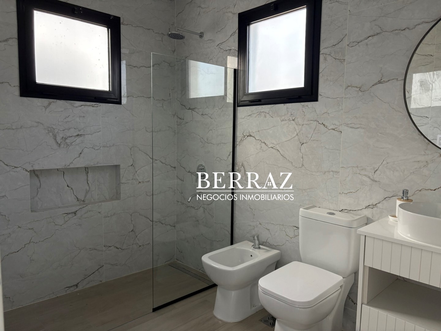 Casa Venta 4 Dormitorios Barrio San Matías , Lote de 998 m2 Escobar