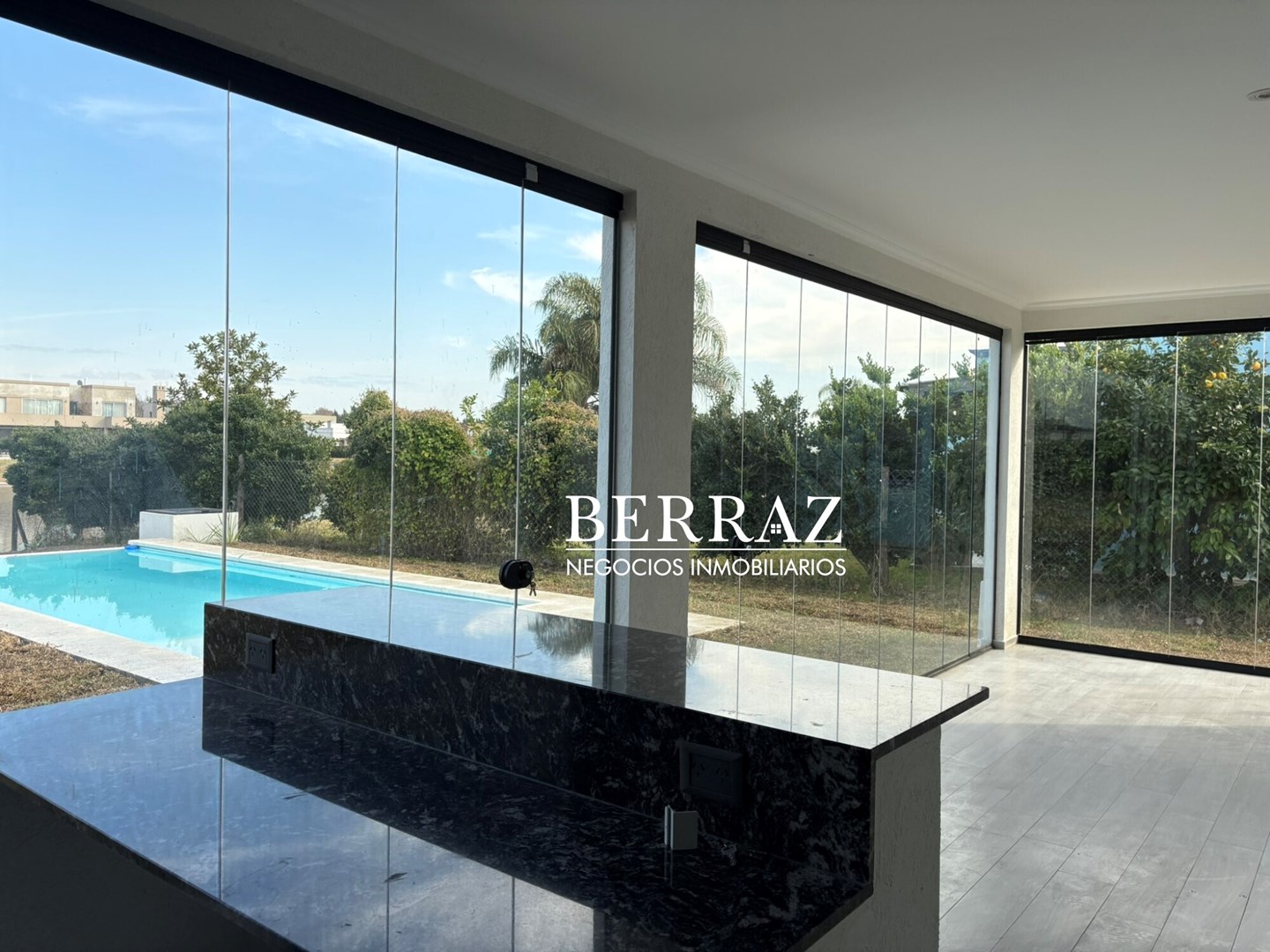Casa Venta 4 Dormitorios Barrio San Matías , Lote de 998 m2 Escobar