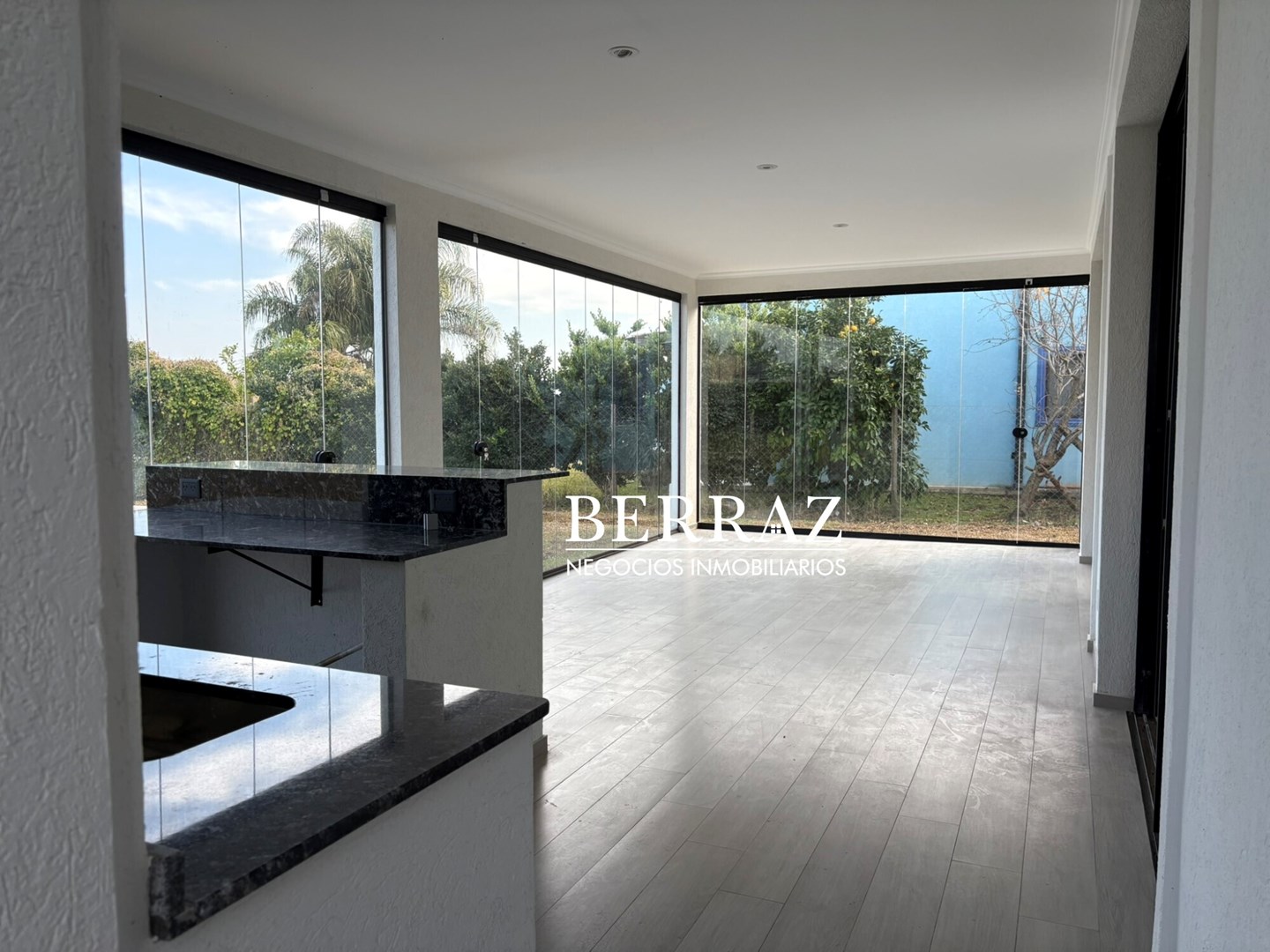 Casa Venta 4 Dormitorios Barrio San Matías , Lote de 998 m2 Escobar