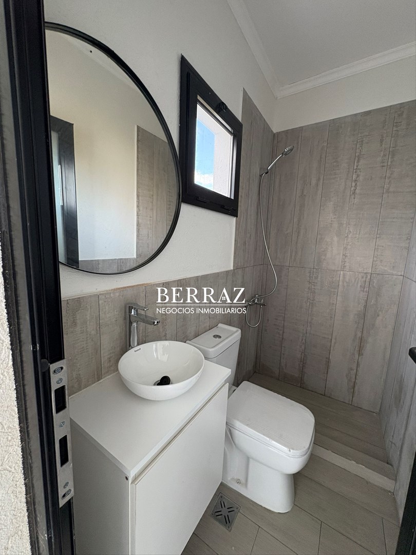 Casa Venta 4 Dormitorios Barrio San Matías , Lote de 998 m2 Escobar