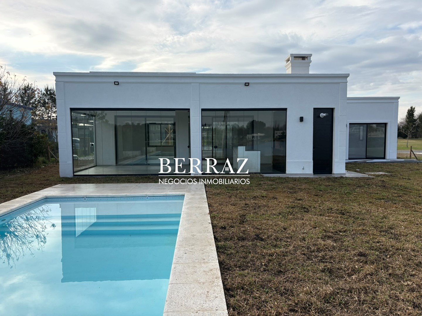 Casa Venta 4 Dormitorios Barrio San Matías , Lote de 998 m2 Escobar