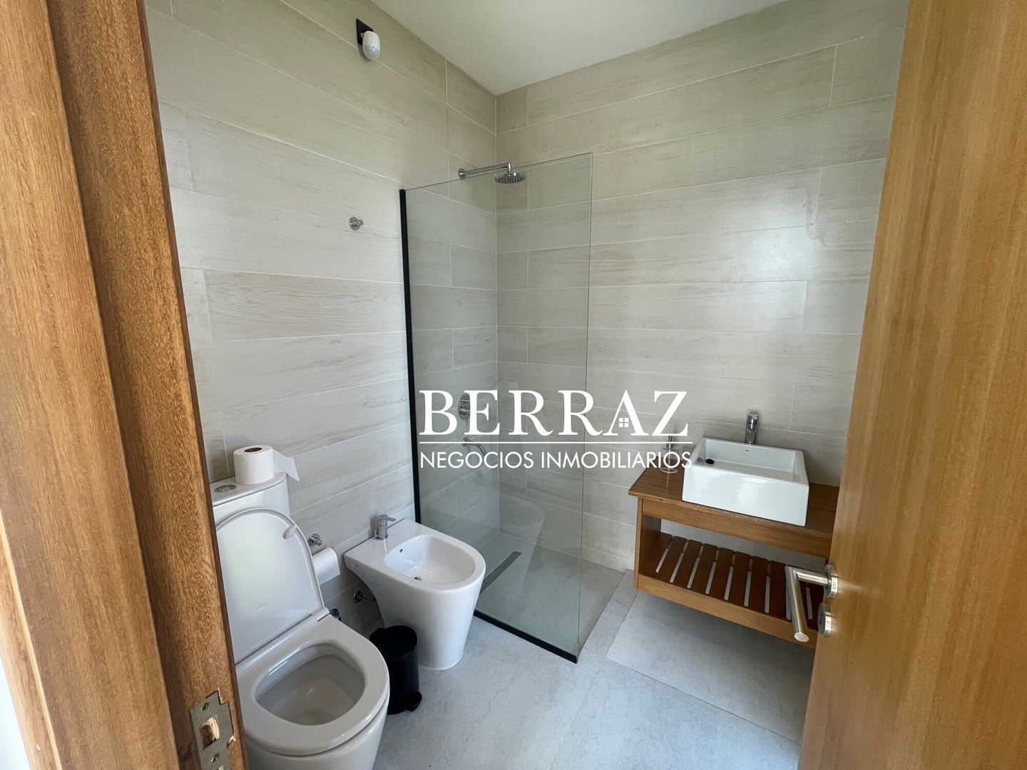 Casa Venta 4 Dormitorios Barrio La Diligencia Lote de 1050 m2 Pilará, Pilar Zona Norte